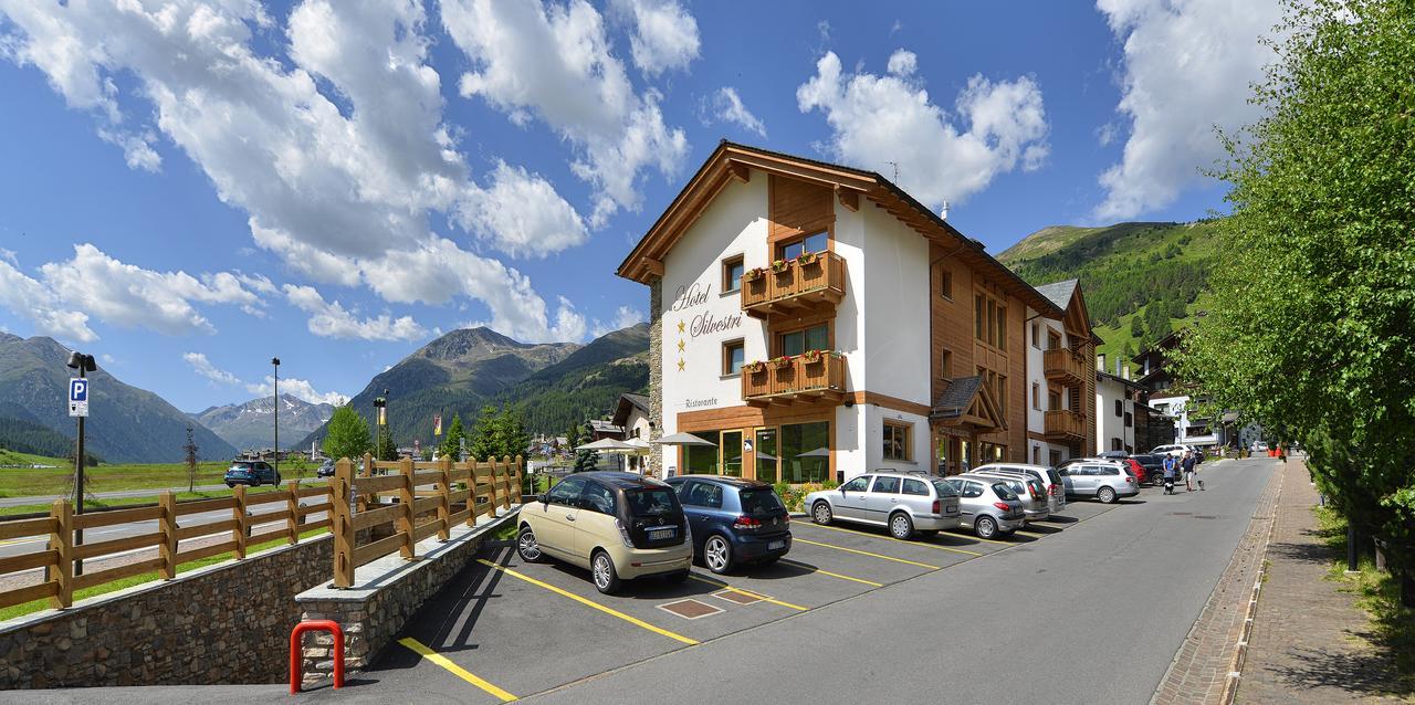 Hotel Silvestri 利维尼奥 外观 照片